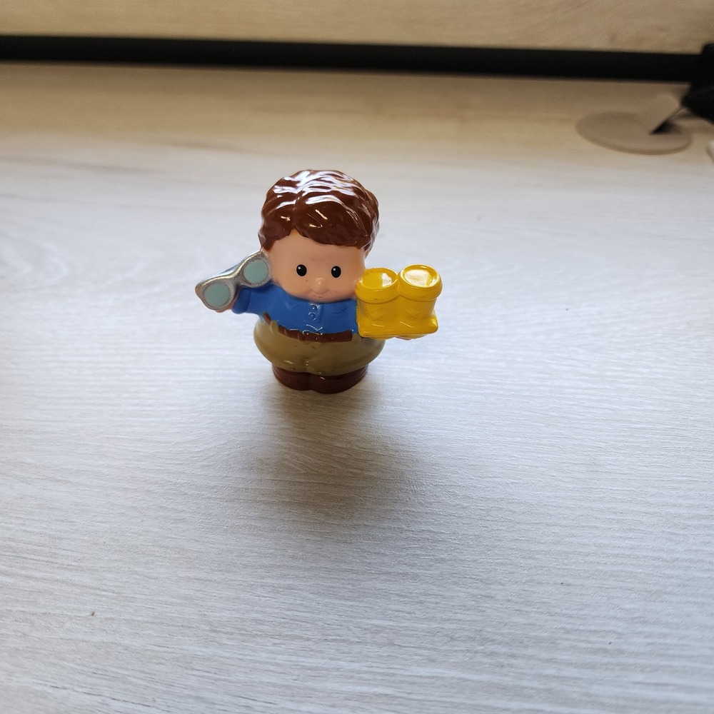 Fisher Price Little People Man Father Dad Boy W/ Drinks & Sunglasses Figure Toy